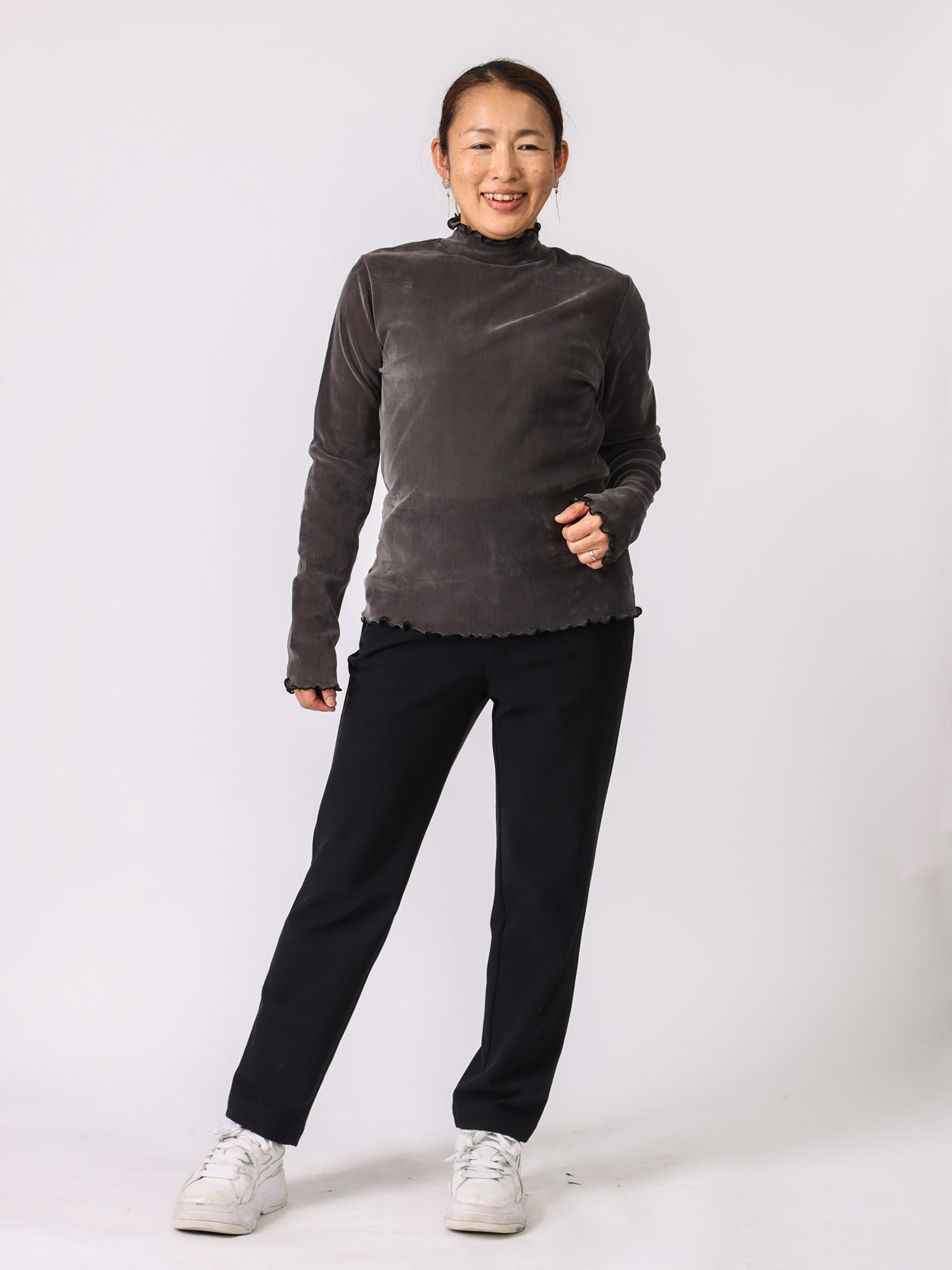 Mylanka(ベロアハイネックトップス)