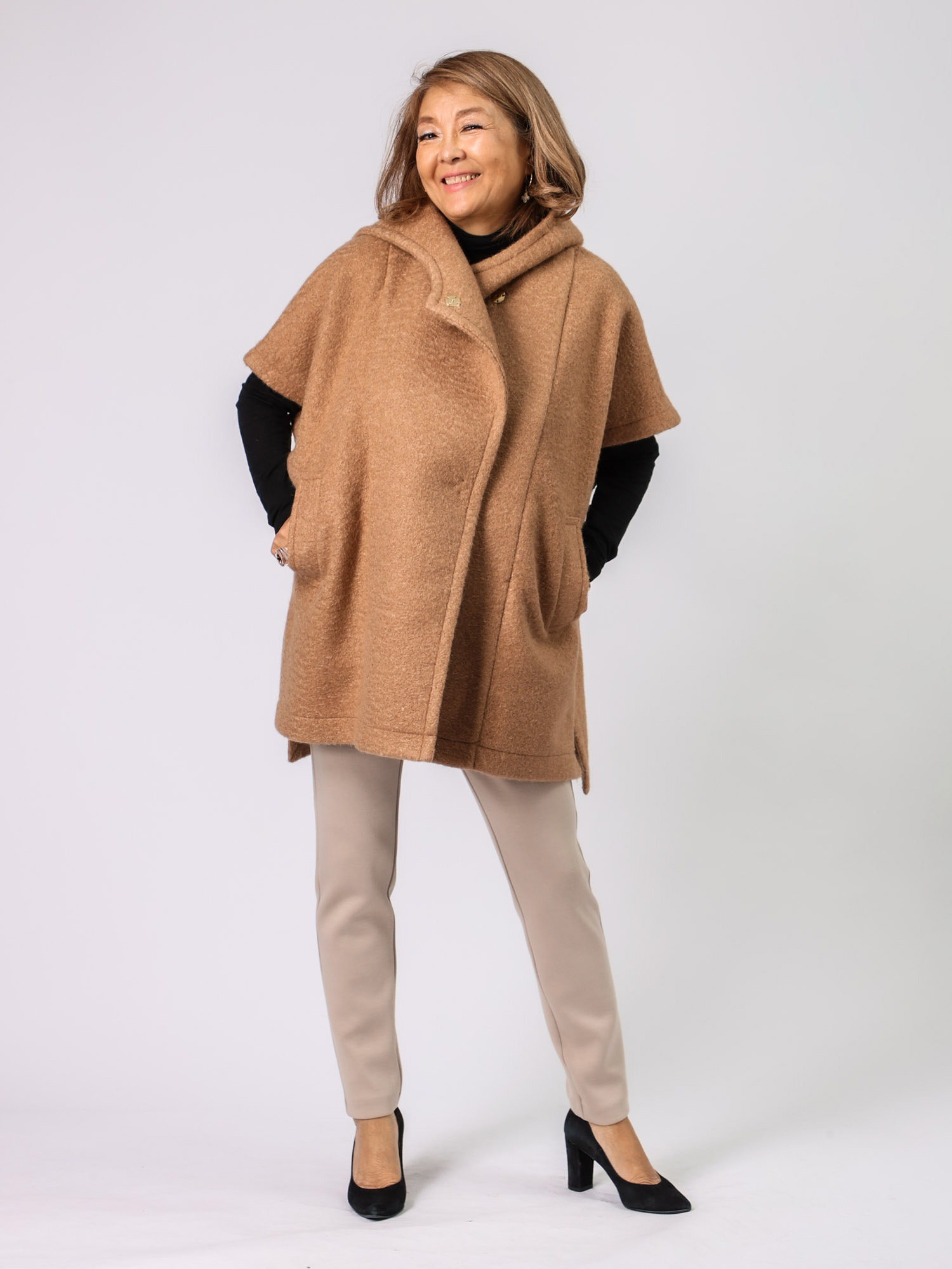 BEATRICE(スタンドフードポンチョ)