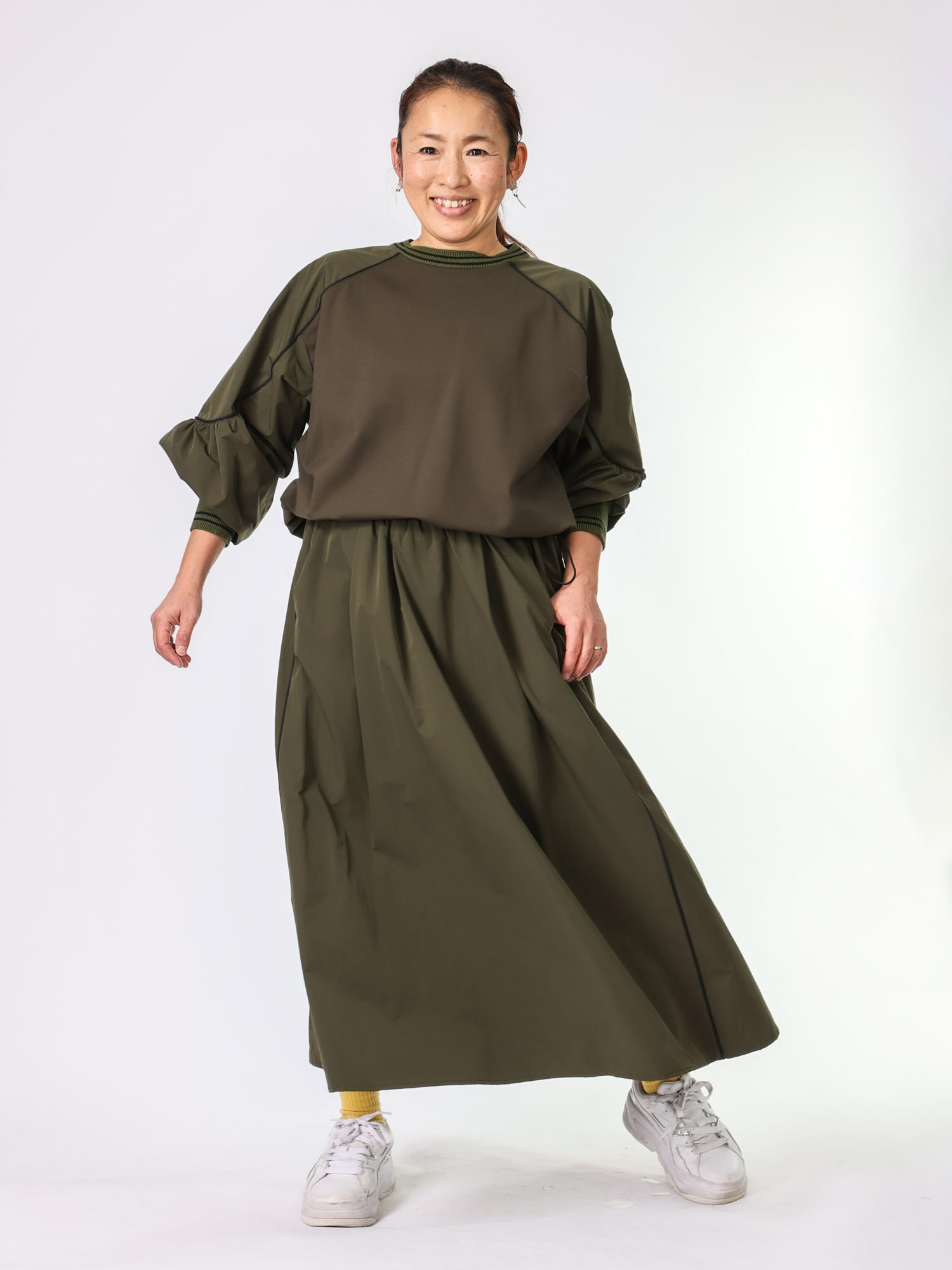 Mylanka(パイピングギャザースカート)