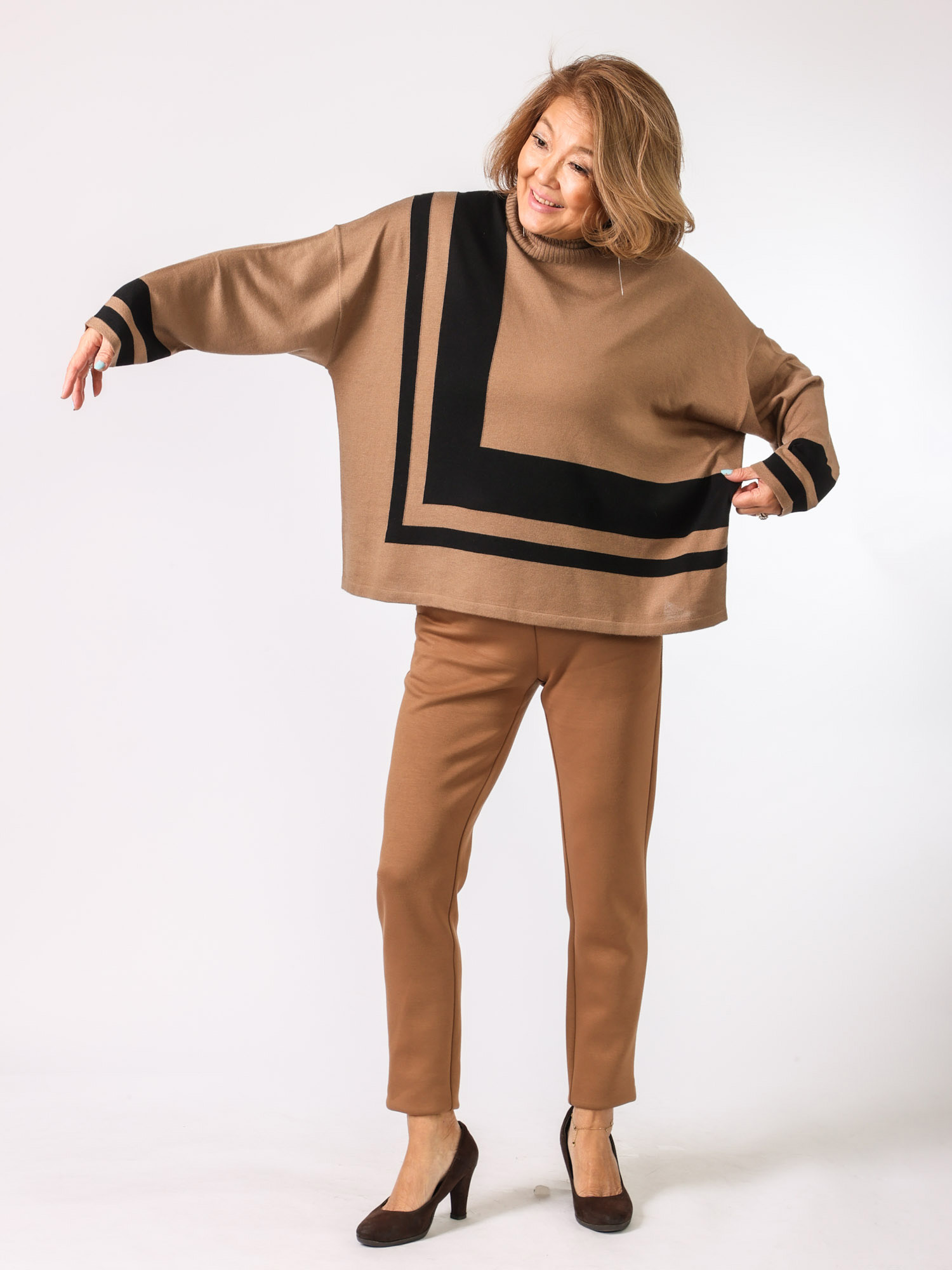 BEATRICE(ハイネックゆったりセーター）